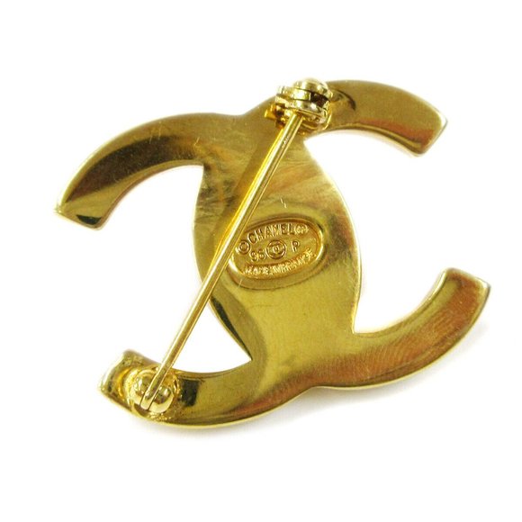 Auth Chanel Turnlock Brooch Pin Gold Small - Picture 3 of 4
